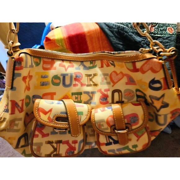 Dooney & Bourke purse - Picture 1 of 3